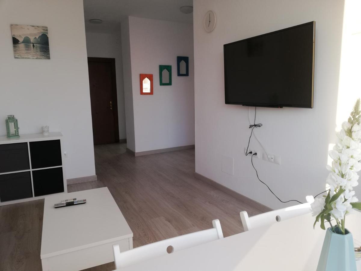 Apartamento Con Encanto 'Larios Street Ii' Apartment Малага Екстериор снимка