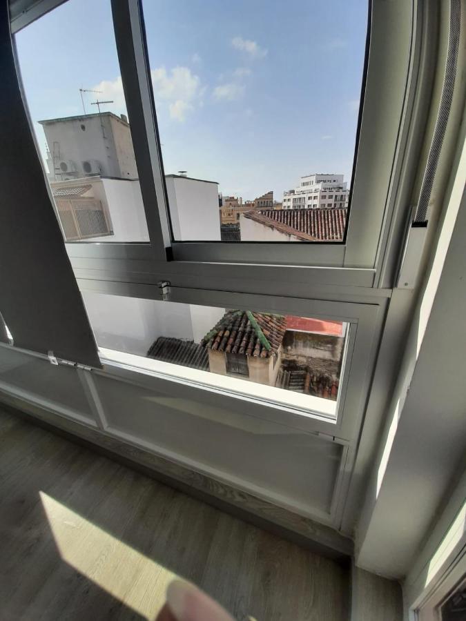 Apartamento Con Encanto 'Larios Street Ii' Apartment Малага Екстериор снимка