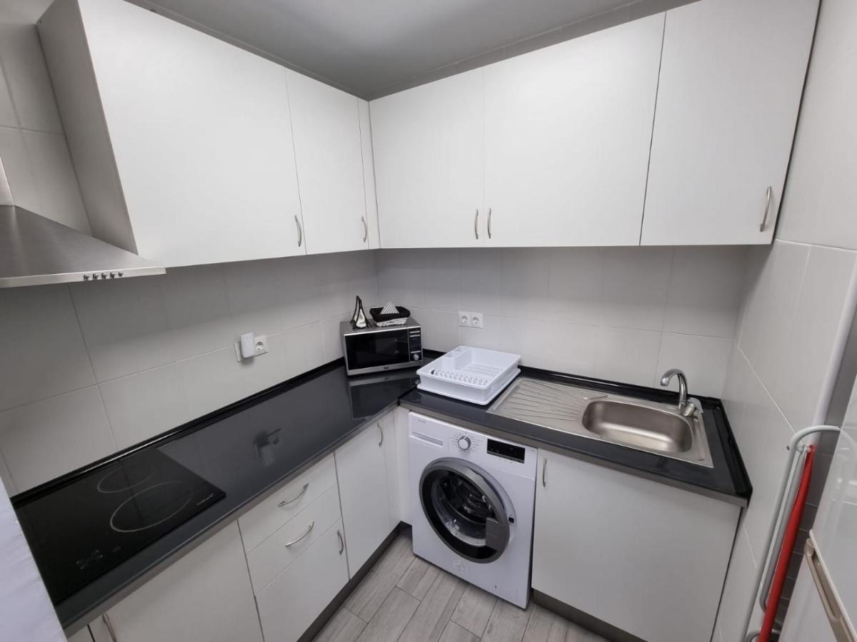 Apartamento Con Encanto 'Larios Street Ii' Apartment Малага Екстериор снимка