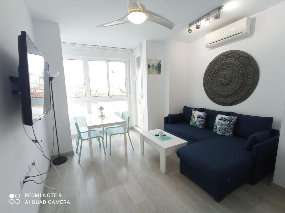 Apartamento Con Encanto 'Larios Street Ii' Apartment Малага Екстериор снимка